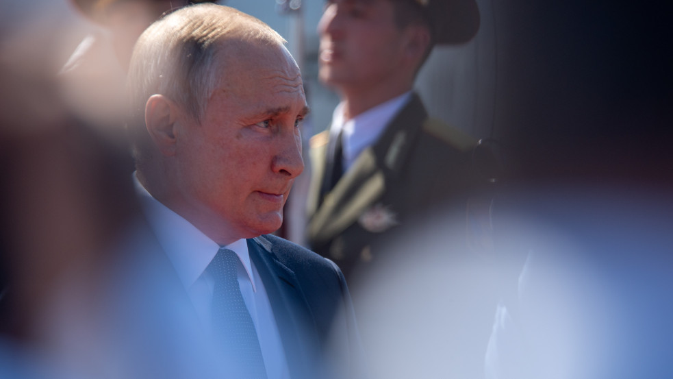 Putyin helikopterét ukrán drónok vették tűz alá a kurszki útja során