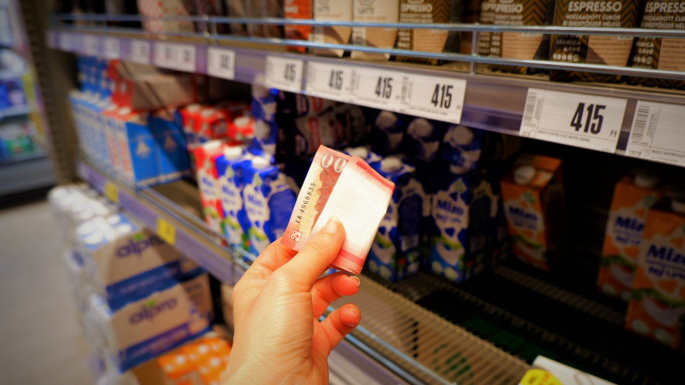 Újabb szomorú rekord, tovább emelkednek az árak, 11,7 százalék az infláció
