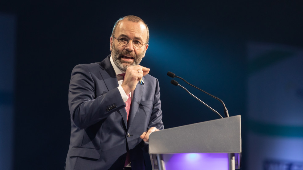 Weber nem mondta meg, mit vár Magyar Pétertől Ukrajna támogatására