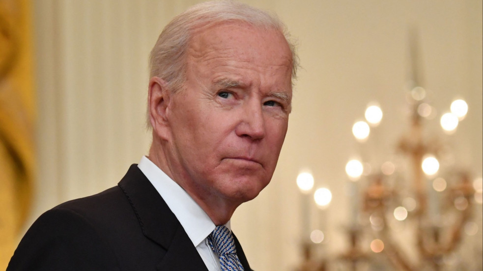„A bizonyíték nem erre mutat” - Biden vitatja Zelenszkij állítását, miszerint nem ukrán rakéta csapódott be a lengyeleknél