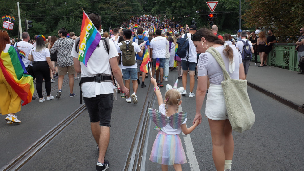 Kaliforniai törvény: Elvehetik a nemváltó kezeléseket ellenző szülőktől a magukat transzneműnek valló gyerekeiket
