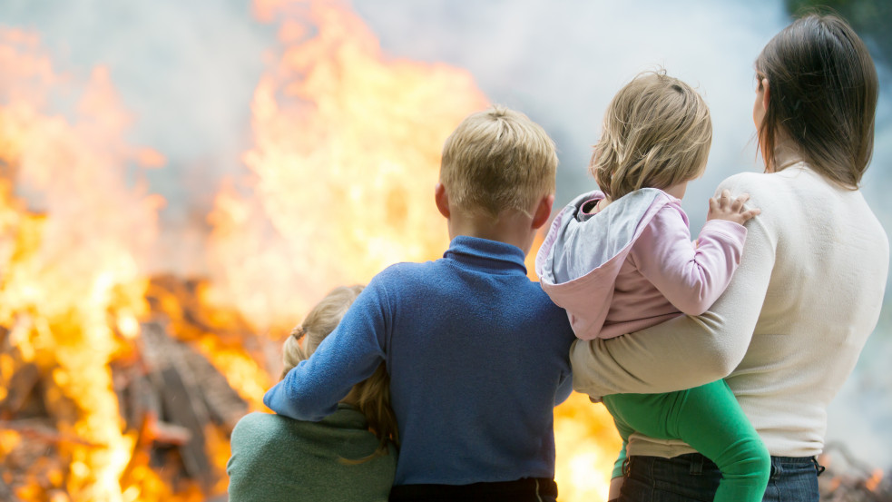 Három gyermeket és egy anyát mentett ki az égő házból a detroiti „irgalmas szamaritánus”