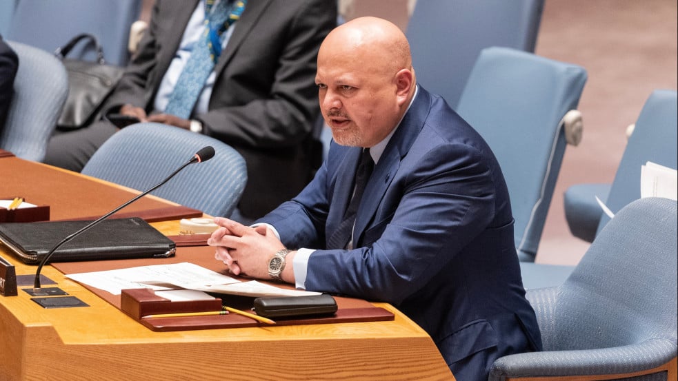 Szexuális zaklatási vádak miatt ideiglenesen lemondásra kényszerült a Nemzetközi Büntetőbíróság főügyésze