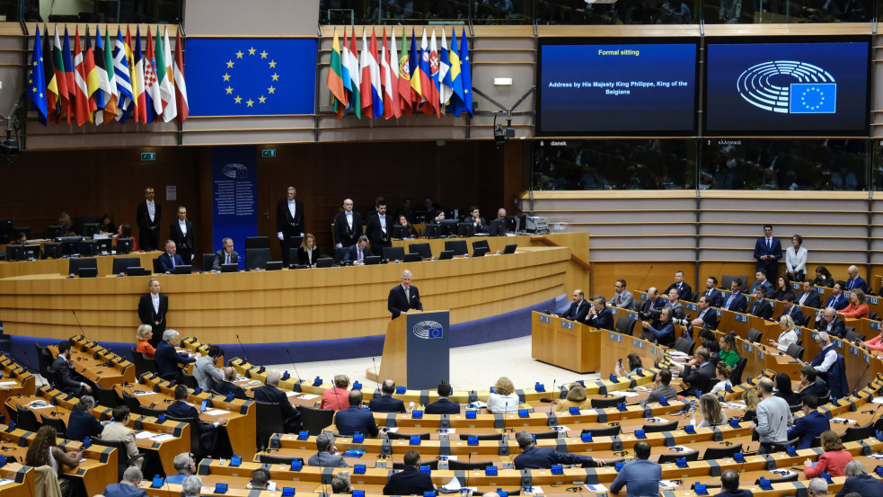 Kik fognak képviselni bennünket az Európai Parlamentben? Íme mind a 21 politikus