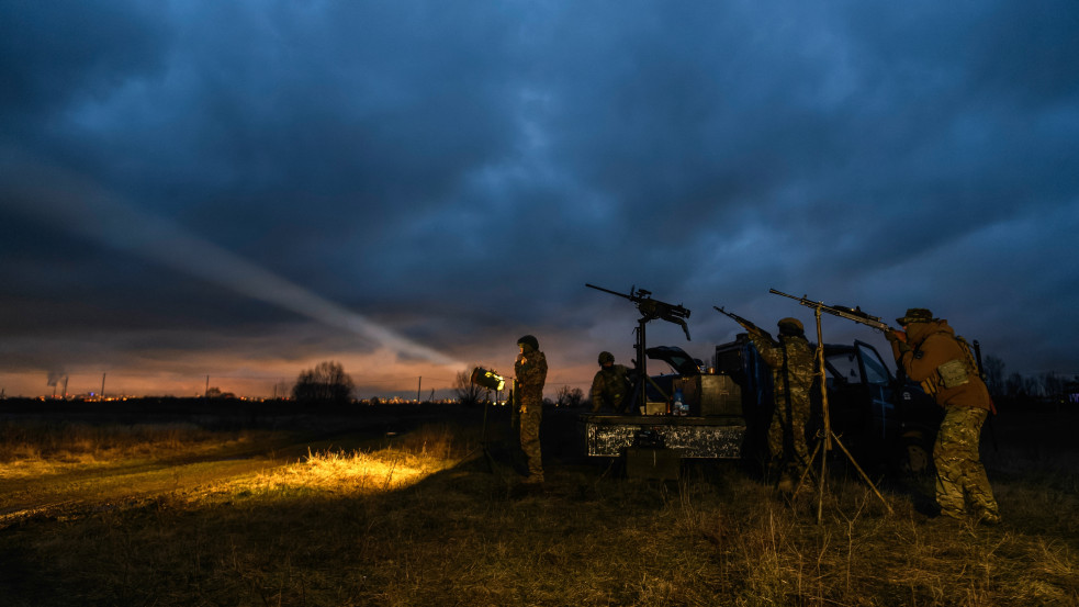 Orbán: a napokban dől el, kiterjed-e a háború Európára