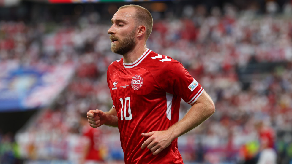 Kísért a múlt: Ismét összeesett a pályán Eriksen