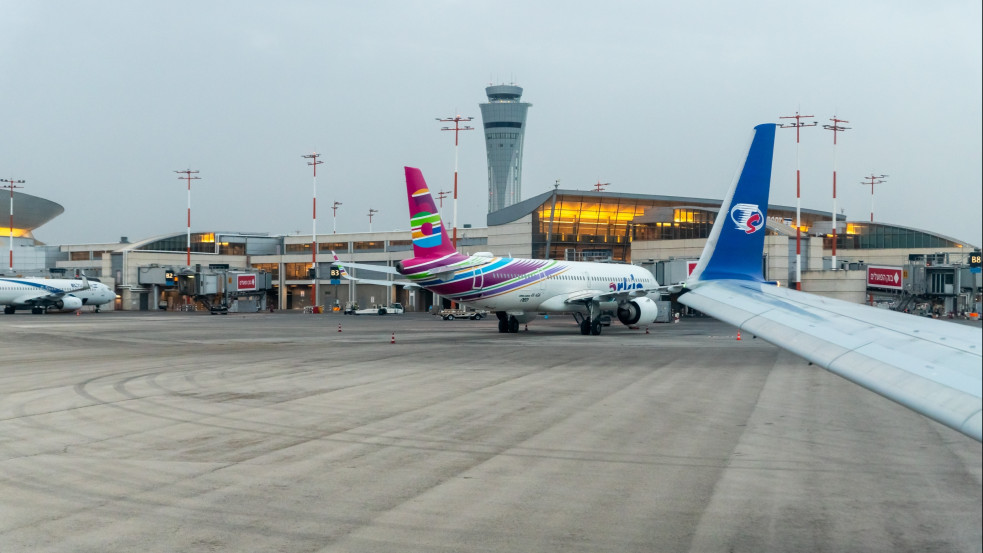 Bombafenyegetés miatt kényszerleszállást hajtott végre egy Tel-Avivból induló repülő