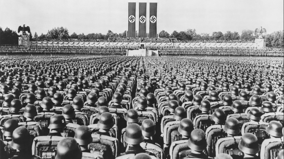 Közel 900 titkos náci bankszámlát leplezhetett le az amerikai Igazságügyi Bizottság egy svájci banknál