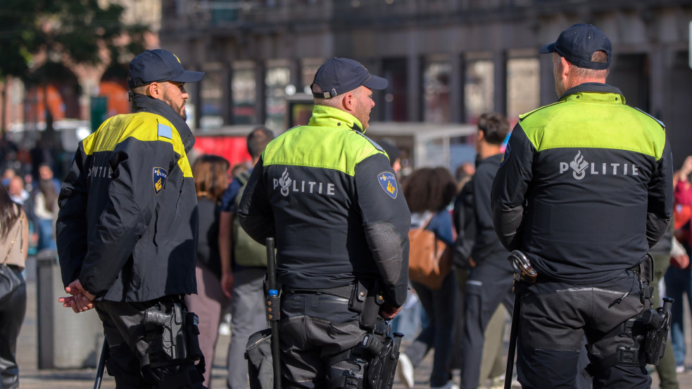 Izrael-ellenes merénylő robbanthatott Amszterdam üzleti negyedében