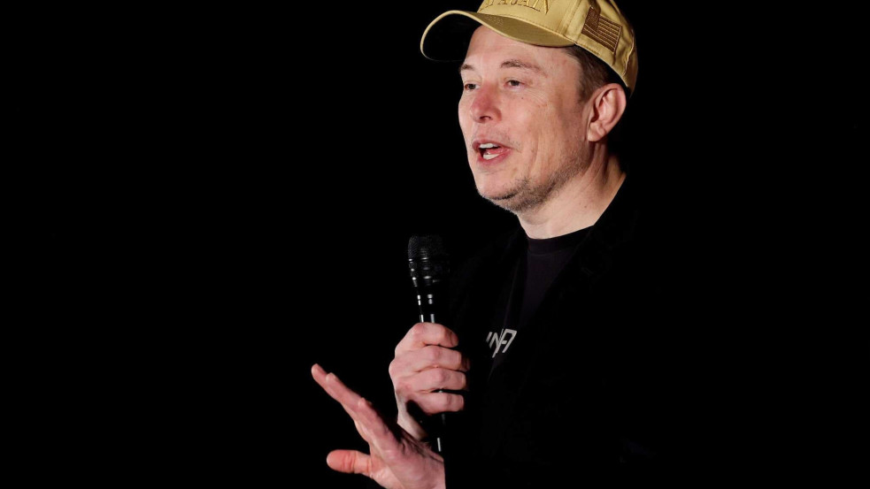 Elon Musk arról indított szavazást X-en, hogy felszabadítsák-e a briteket a kormányuk elnyomása alól