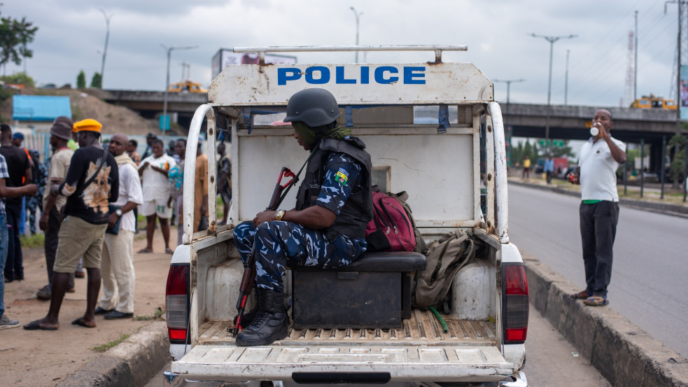Szabadon engedtek 100 elrabolt keresztény diákot Nigériában