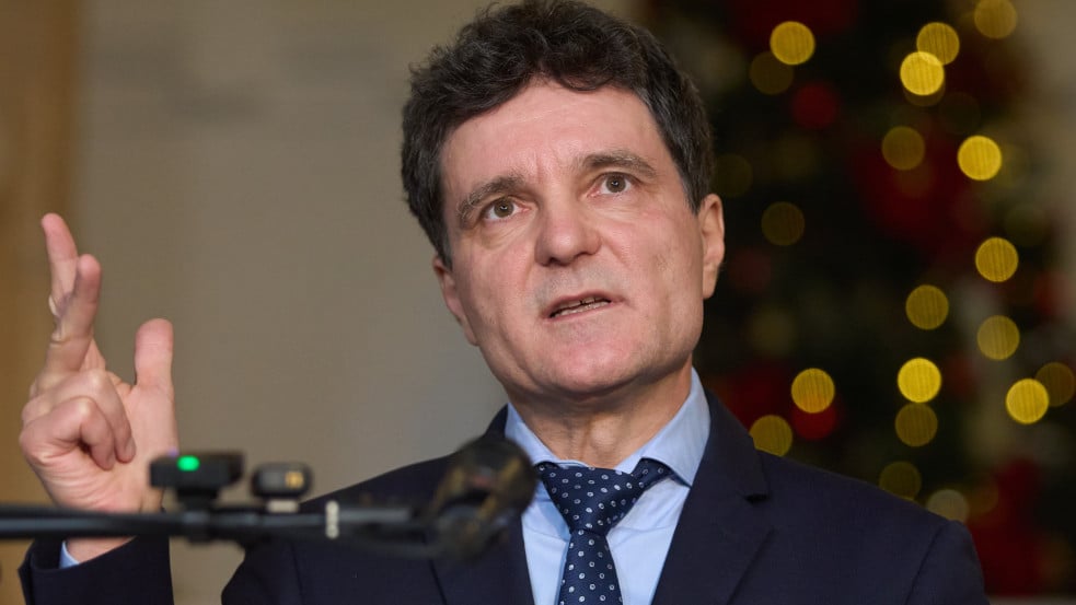 Fordulat: A magyarok által is támogatott Nicusor Dan húzta be a román elnökválasztást