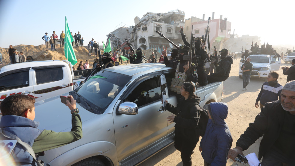 Újabb október 7-ével fenyegette meg Izraelt a Hamász, a Hezbollah is fegyverkezik