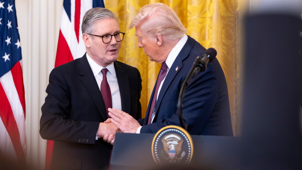 Nagyon fontolgatja a NATO-ból való kilépést Trump