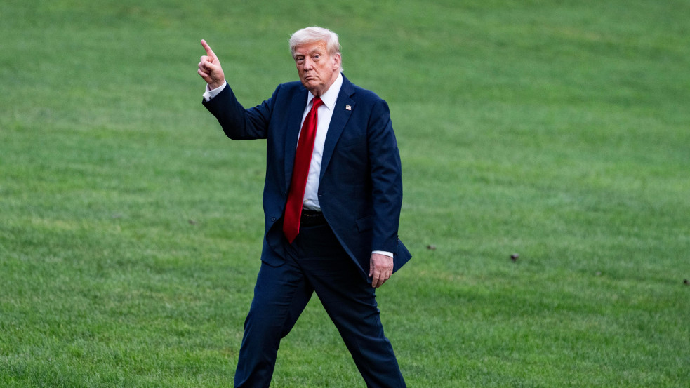 Trump eltörölné a jövedelemadót