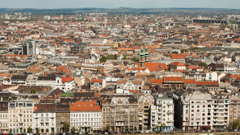 A budapesti ingatlanpiacon egyre nagyobb tér nyílik az alkuknak, akár 10-15 százalékot is nyerhetnek a vevők