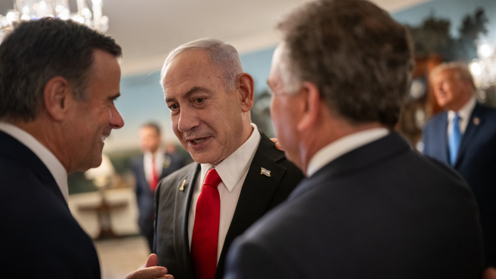 Titokban Izraelben tárgyalt Trump hadügyminisztere Netanjahuval