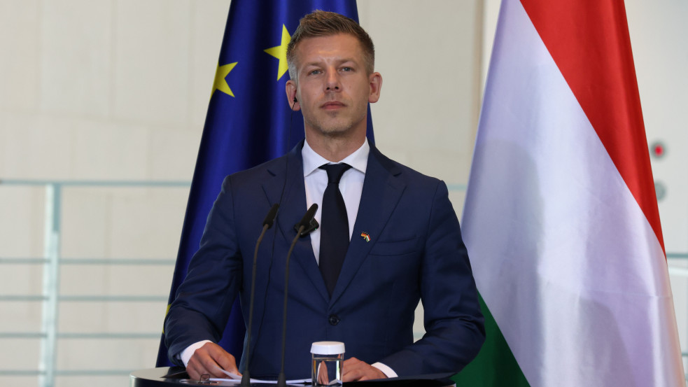 Magyar Péter: Macron és az  izraeli államfő is Magyarországra jön október 23-án