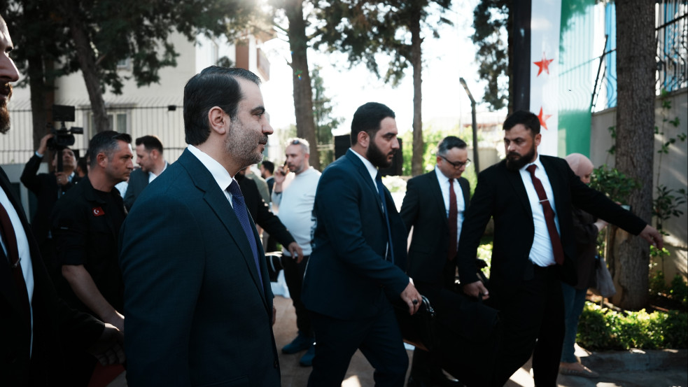 Újra tárgyalóasztalnál Izrael és Szíria