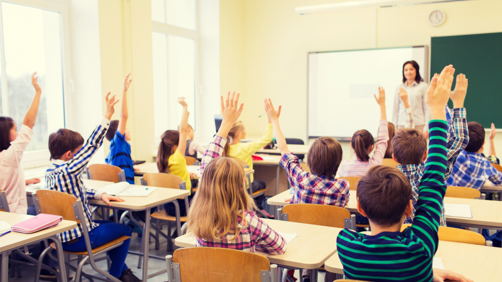 Kezdetét vette a határozatlan ideig tartó pedagógussztrájk