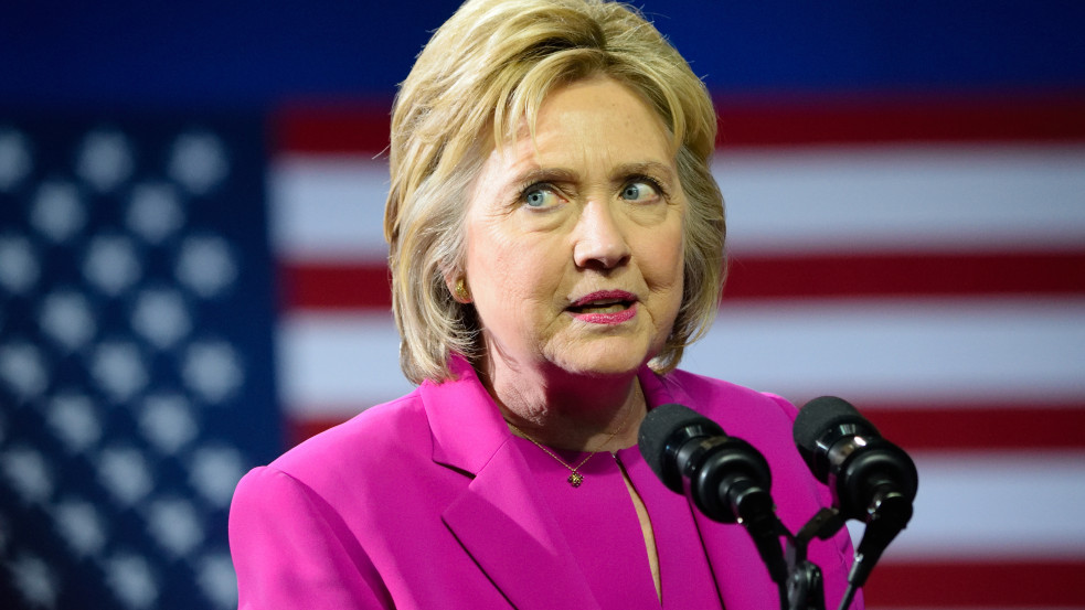 Óriási botrány: Clintonék techcégvezetőkkel együtt kémkedtek Trump után, hogy valahogy az oroszokhoz tudják kötni a volt elnököt