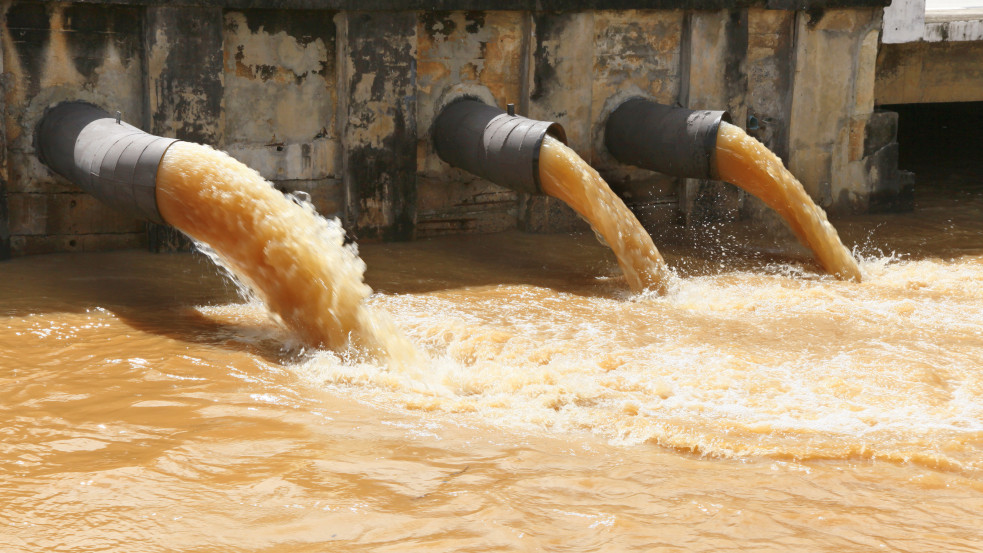 A brit Környezetvédelmi Ügynökség vezetője szerint nem kell félni a tisztított szennyvíztől, teljesen egészséges