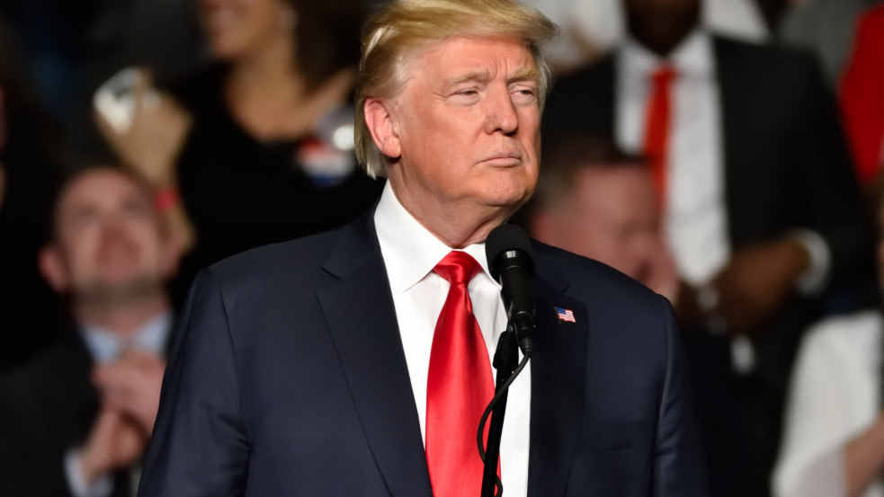 Trump: aki a NATO-ban nem fizet, azt a jövőben már nem védené meg Amerika