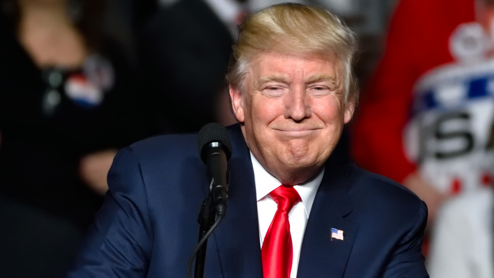 „Nagyon-nagyon-nagyon valószínű, hogy újra meg fogom tenni” – mondta Trump a 2024-es választás kapcsán