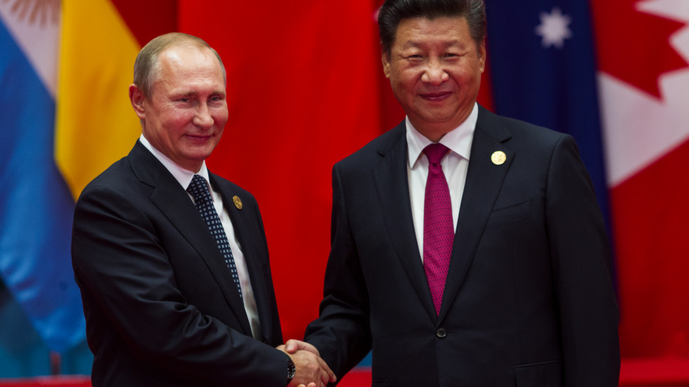 Szorosabbra fonja katonai kapcsolatait Moszkva és Peking a „Globális égzengés” amerikai nukleáris hadgyakorlat után