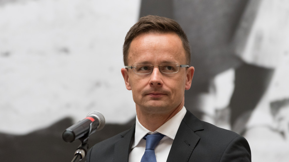 Szijjártó: gazdasági válság kezd kirajzolódni az ukrajnai háború nyomán