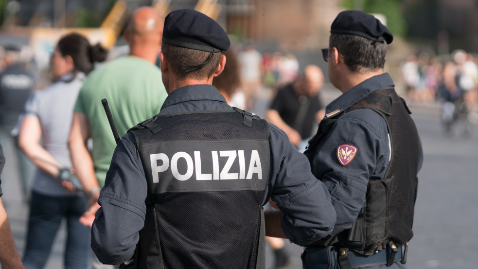 (18+) Magyar nő holttestére találtak egy olasz tengerparti hotel pincéjében