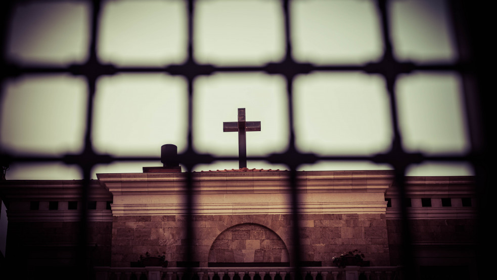 "A megkeresztelkedett férfiakat megölték, a lányokat megerőszakolták" - drámaian megugrott az üldözött keresztények száma a világban