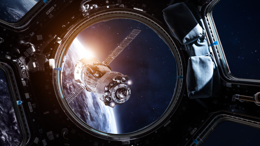 Musk, Bezos és Branson is meghívást kap az első űrbéli filmforgatásra