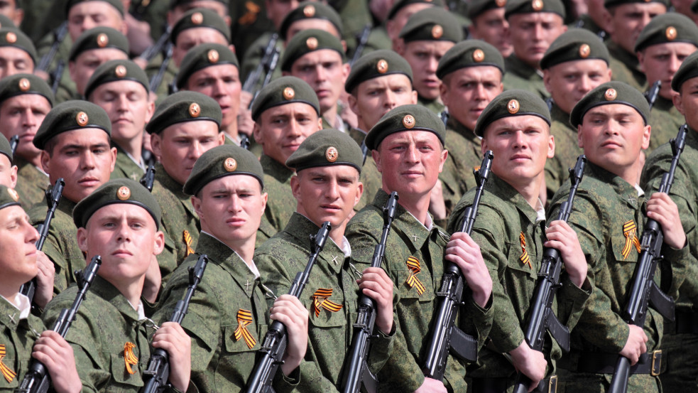 Hamarosan offenzívát indít Putyin Ukrajna ellen? - Kijev szerint csak pár hónap lehet hátra