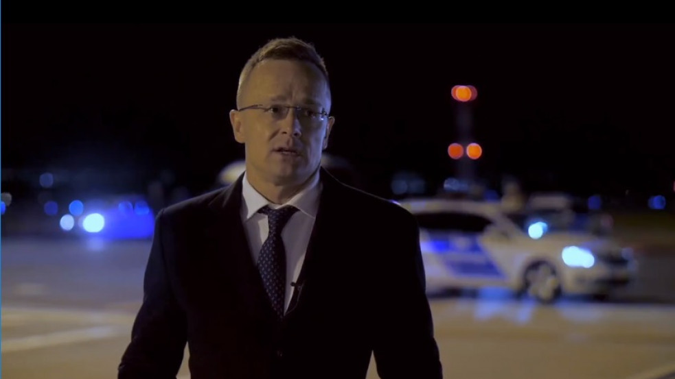 Drámai hírek Kijevből: lehetetlen evakuálni a magyarokat, se légi se közúton