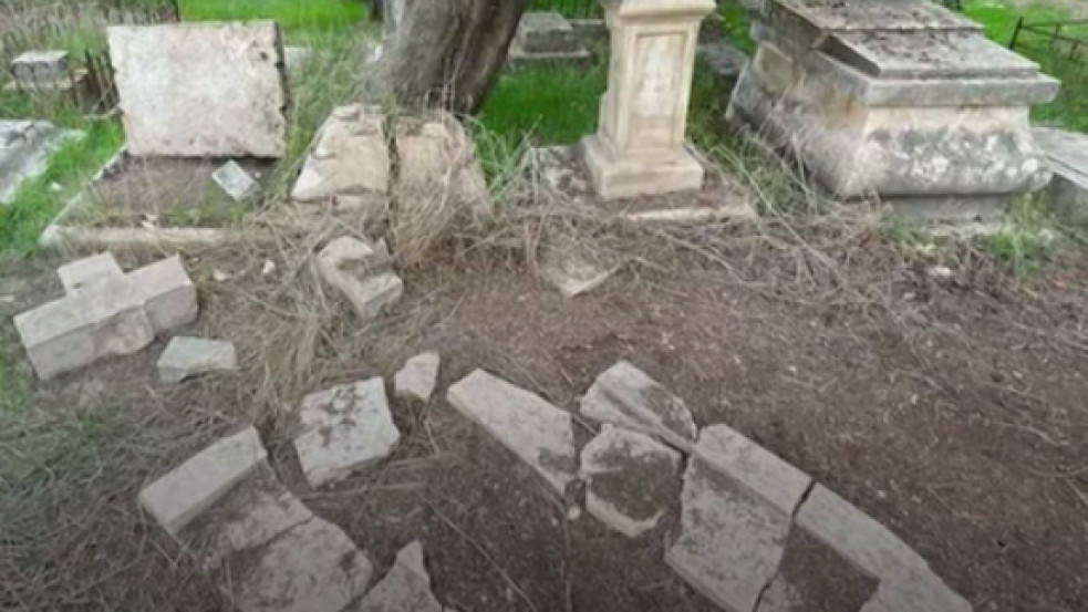 Videó: megrongálták zsidó fiatalok a jeruzsálemi protestáns temető sírjait