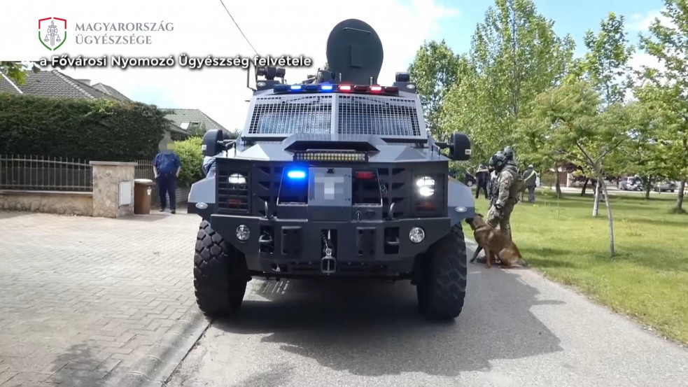 Megtörtént a vádemelés az iszlamista ügyében, aki turistákat gázolt volna és csőbomba-támadást tervezett Budapesten