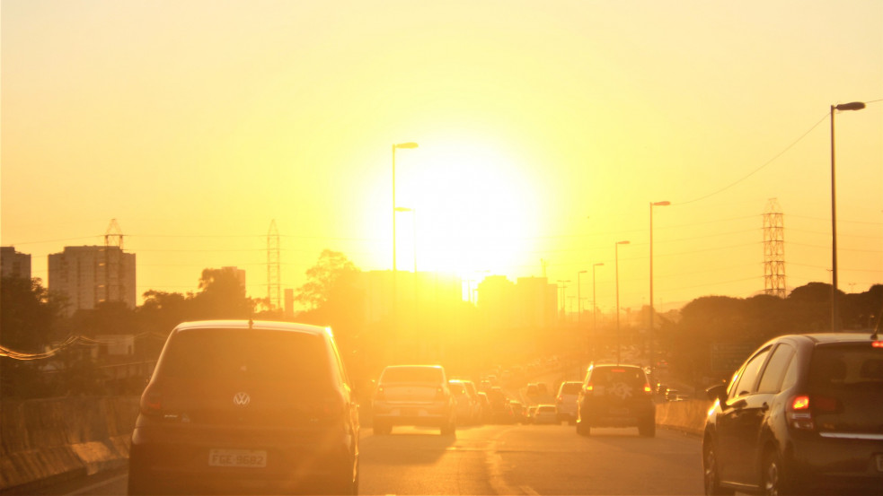Poszthumán korszakban élnénk? Az istenképűségről és a covid utáni világról vitatkozott Ruff Tibor és Somody Imre