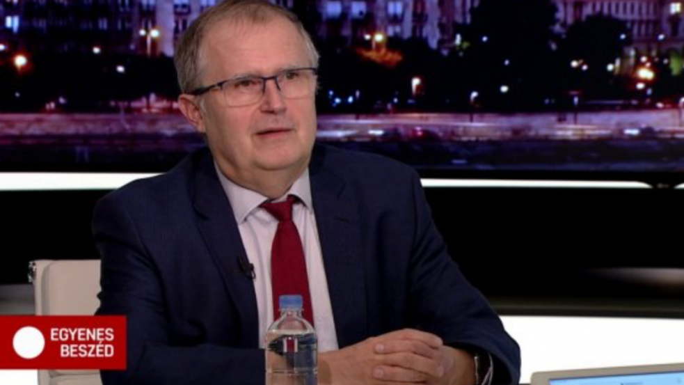 Járványügyi modellező: Terjed az omikron, hárommillióan is megfertőződhetnek