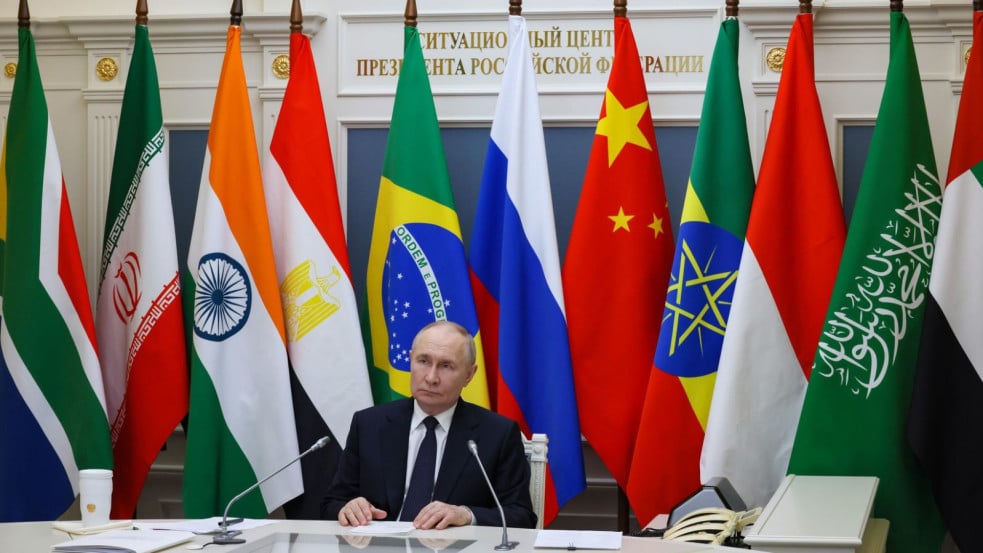 Putyin távolból üzent: a nyugatnak annyi, jön a BRICS!