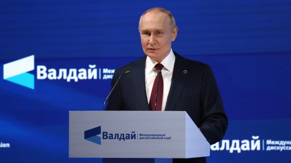Putyin: Figyeljük Európa militarizálódását