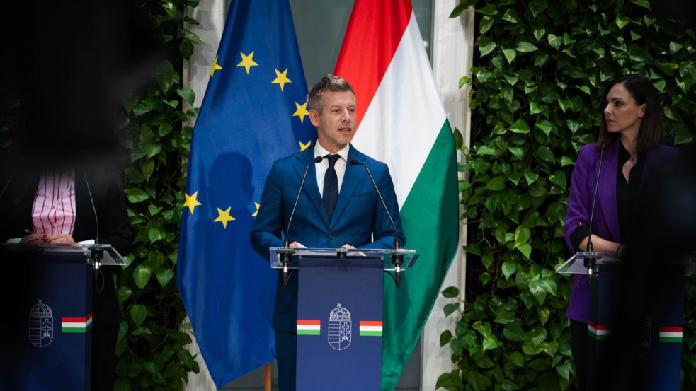 Kegyelmi-dossziék: Magyar Péter „abszolút jogszínháza”