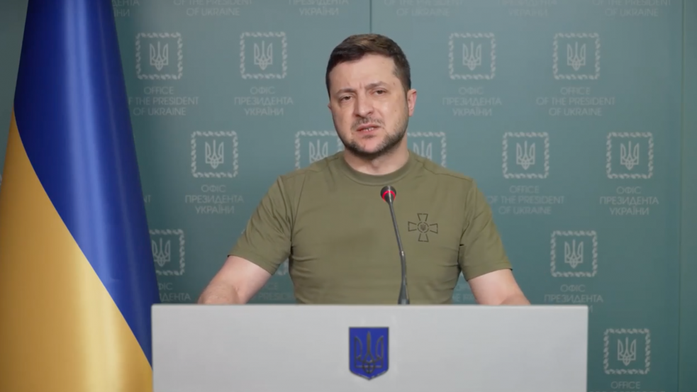 „Még van esélyük a túlélésre” - Zelenszkij oroszul üzent az orosz katonáknak