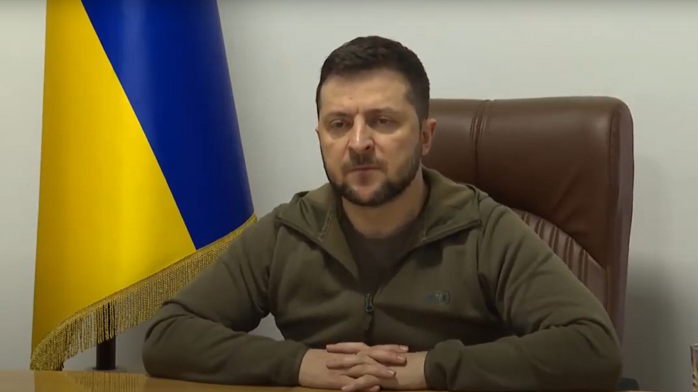 Zelenszkij a NATO összes repülőgépének és harckocsijának egy százalékát kéri Ukrajnának